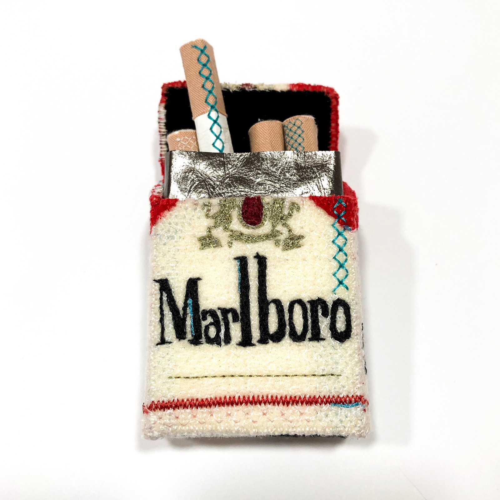 Alicja Kozłowska: Marlboro,  2019, 9 x 5,5 x 2,5 cm, felt, cotton, embroidery, art quilt