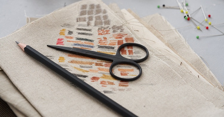 (General image of scissors)|Embroidery scissors|Stork embroidery scissors. Photo: Karolina Grabowska (Pexels)|Merchant and Mills wide bow scissors. Photo: Merchant and Mills.|Hannah Mansfield