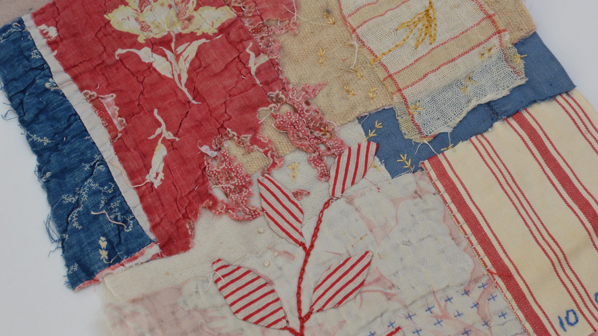 Mandy Pattullo, 642 (detail), 2019. 24cm x 32 cm (9½" x 12½"). Appliqué and embroidery. Vintage fabrics, threads.