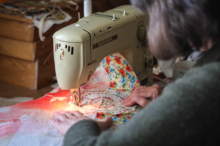 Cas Holmes, Sewing Crimson Flower. Photo: Richard Torble